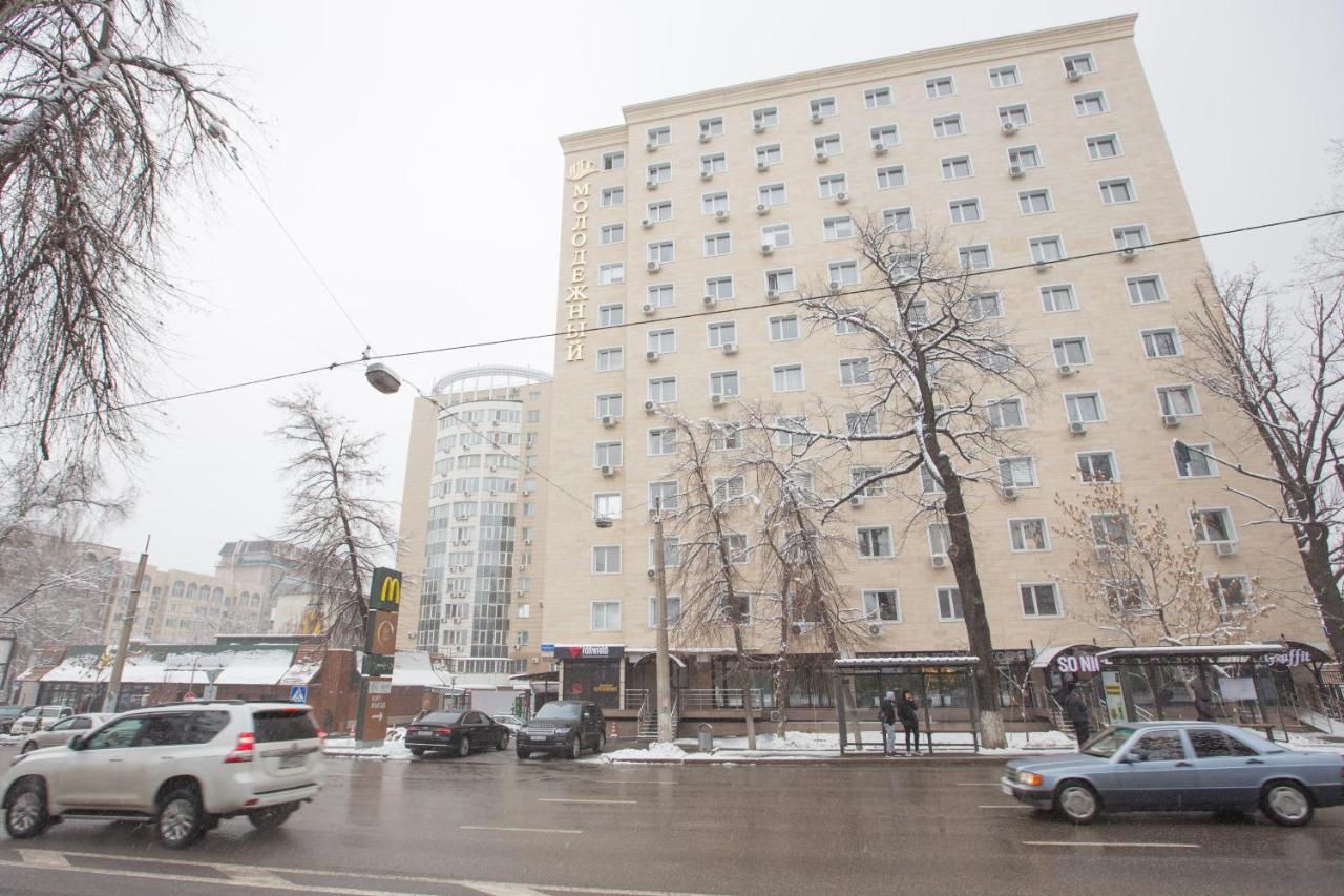 Studio In The Center 216 Almaty Exterior foto